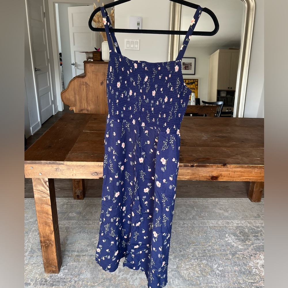 Old Navy Navy Floral Midi Smocked Dress